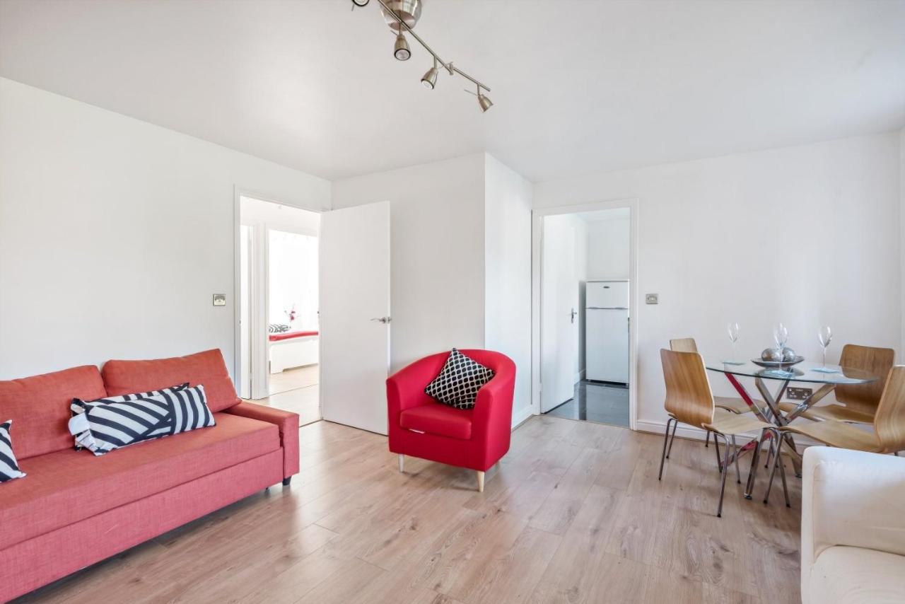 2 Bed Flat, Dedicated Workspace, Parking, 4Ktv Londres Exterior foto